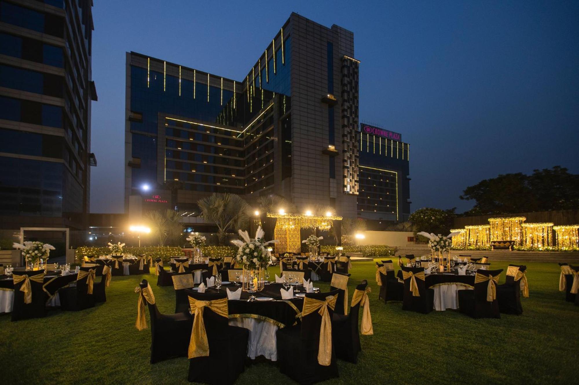 Crowne Plaza Greater Noida, An Ihg Hotel מראה חיצוני תמונה